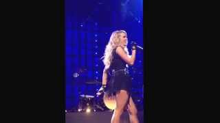 Carrie Underwood  Blown Away live London [upl. by Junie]