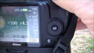 Nikon D3000 Aperture Priority Explained [upl. by Gerrie981]